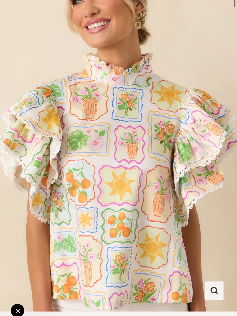 Tile-Print Ruffle Sleeve Blouse in Cream